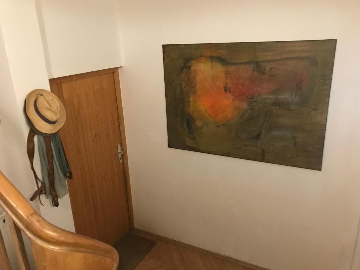 Charmante Altbau-Dg-Wohnung Mnichov Exteriér fotografie