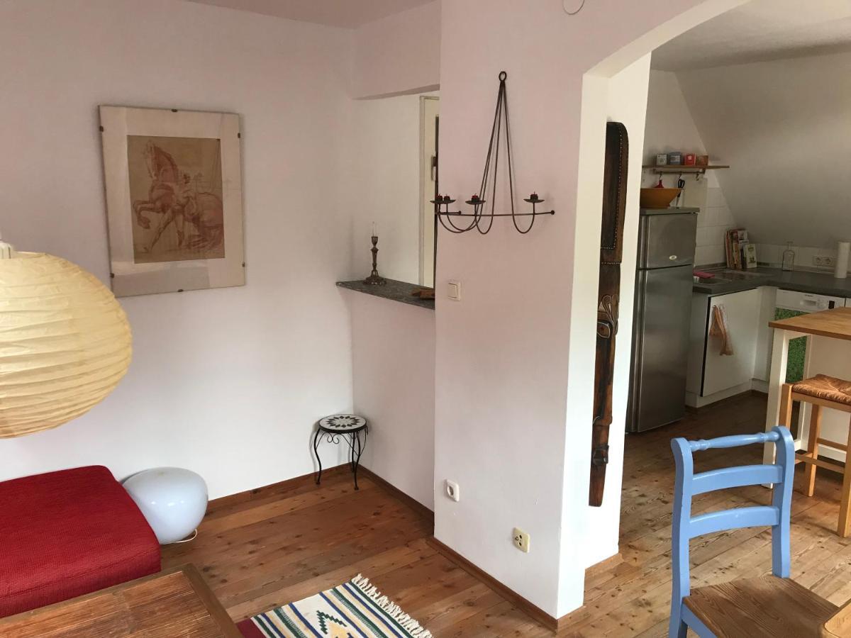 Charmante Altbau-Dg-Wohnung Mnichov Exteriér fotografie