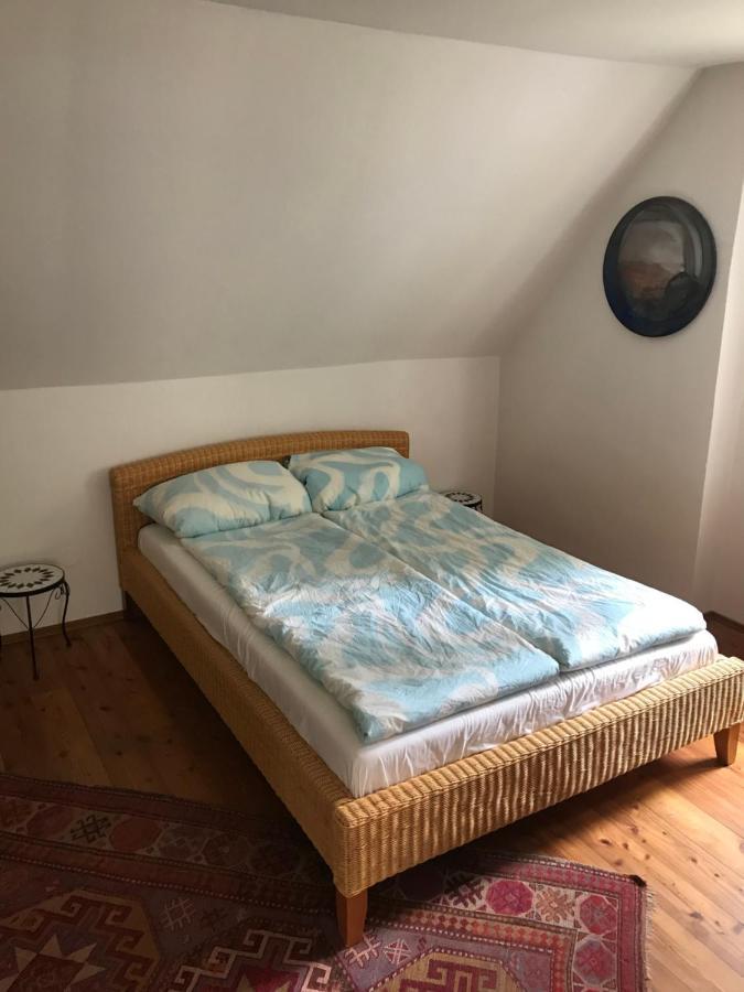 Charmante Altbau-Dg-Wohnung Mnichov Exteriér fotografie