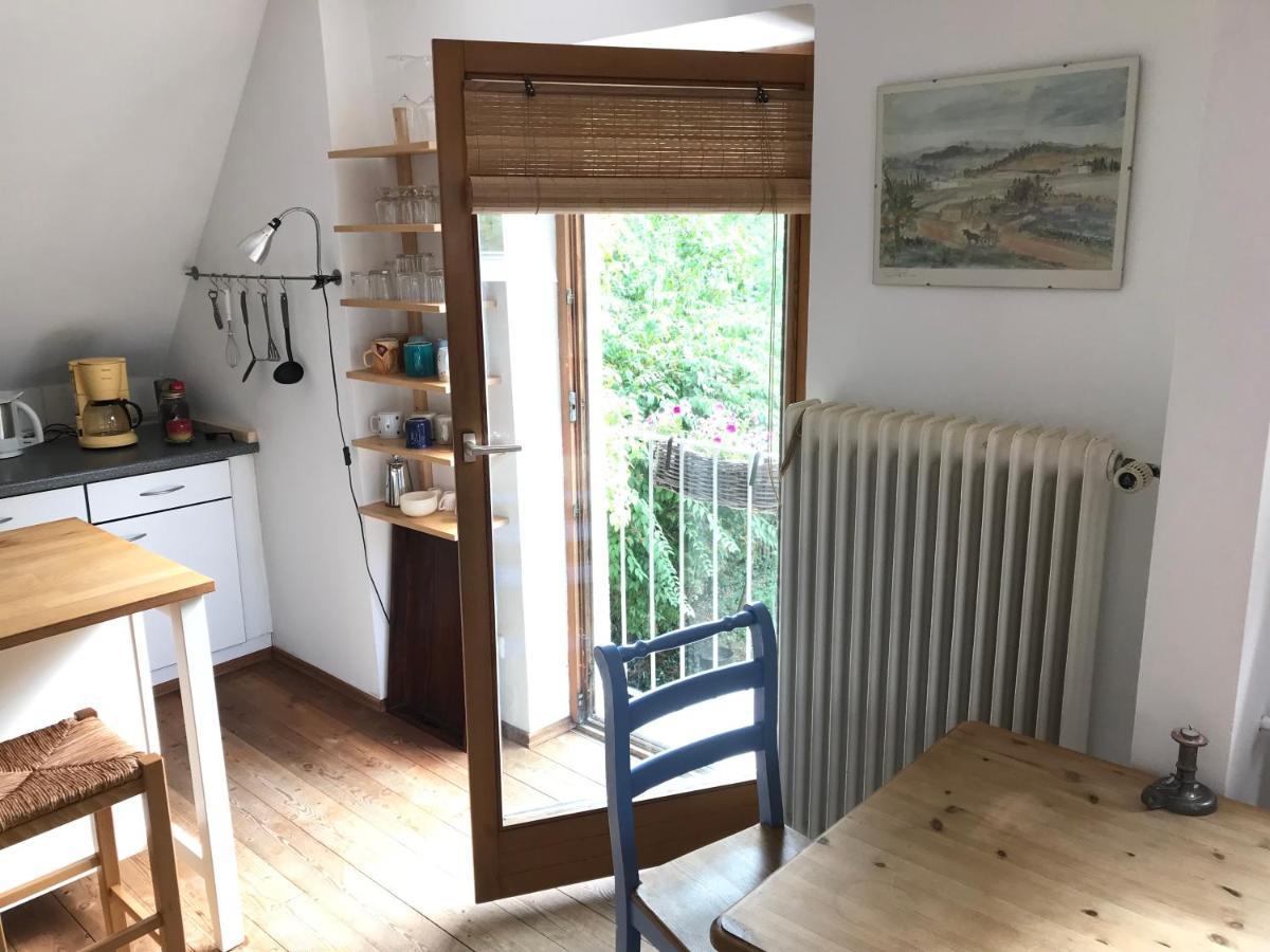 Charmante Altbau-Dg-Wohnung Mnichov Exteriér fotografie